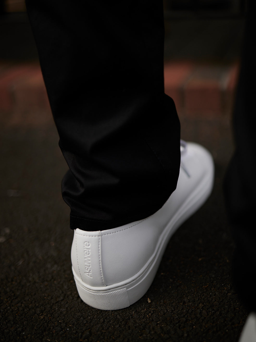 Leather Low Sneaker - Smooth White