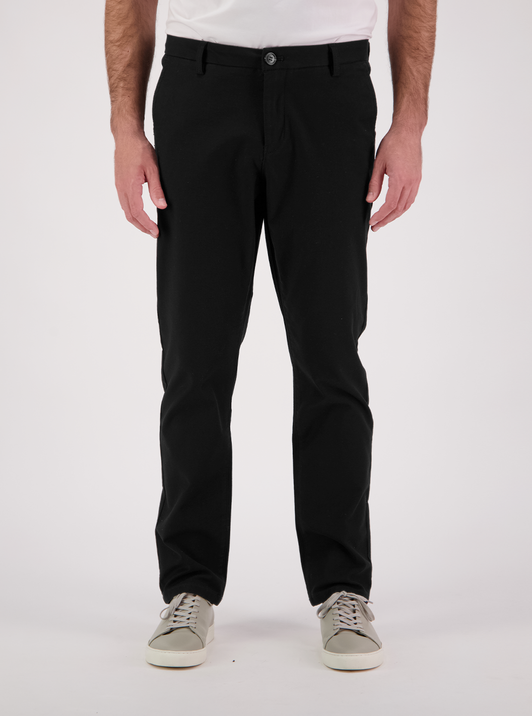 Classic Chino - Black
