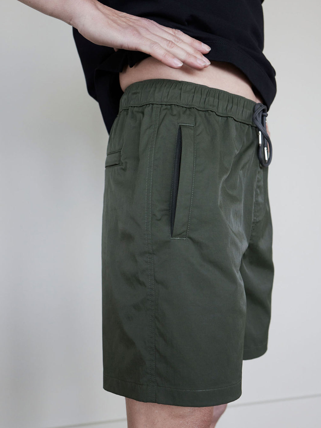 Hybrid Short - Army Green