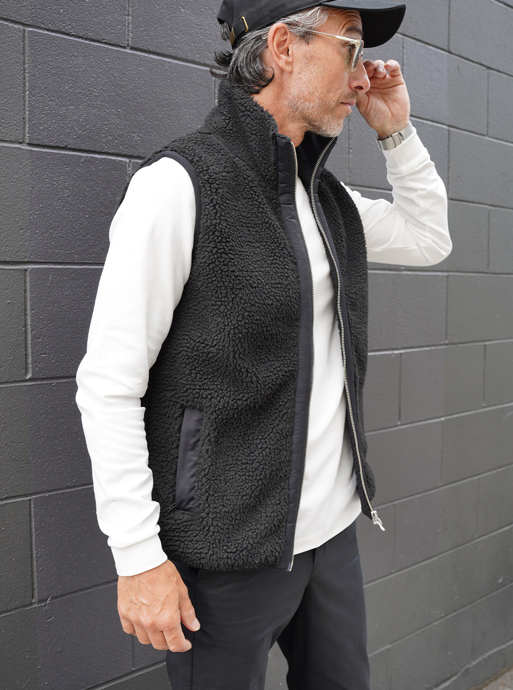 Sherpa Fleece Vest - Black